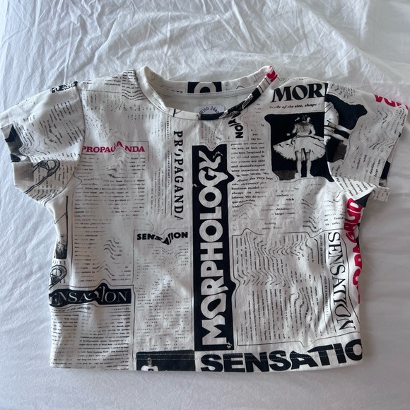 With Jean Newspaper T-shirt (S) - Picture 1 of 3